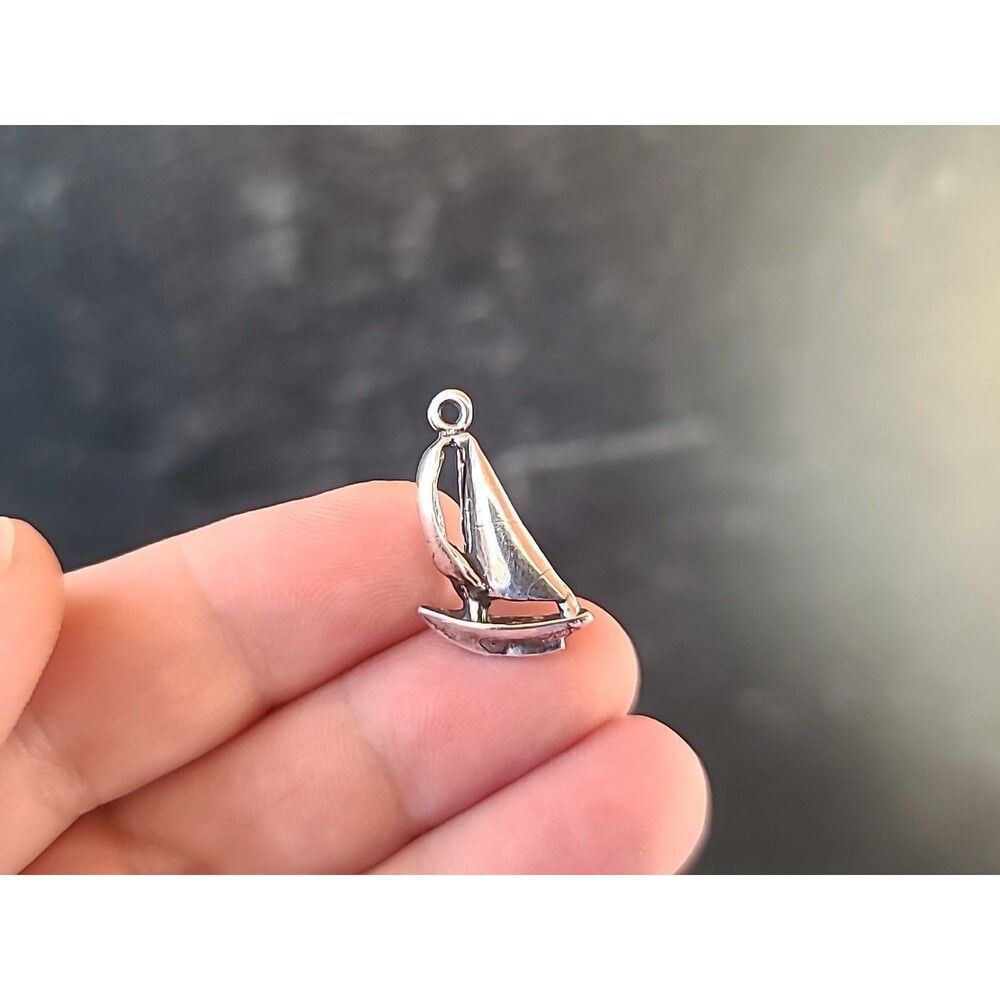 925 Sterling Silver Vintage Sailboat Charm Pendant READ Description